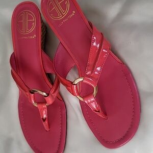 Super cute! pink Lilly Pulitzer sandles,kitten Heel Style.